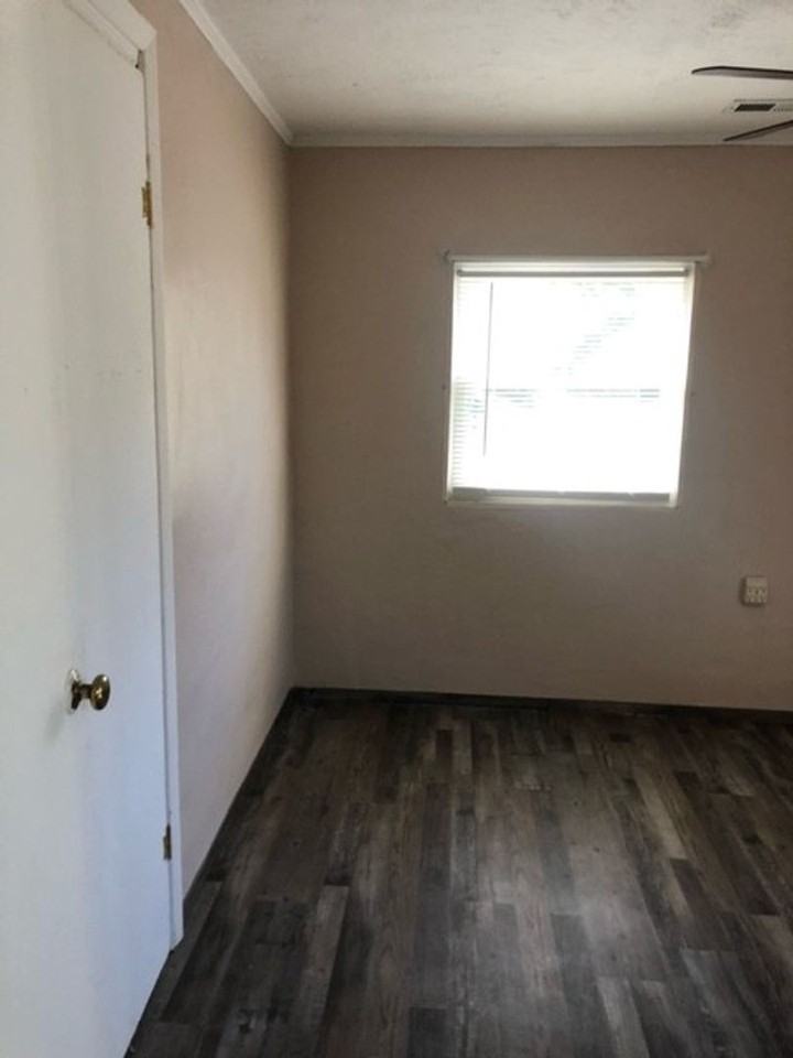 115 Nancy Dr - Photo 7 of 13