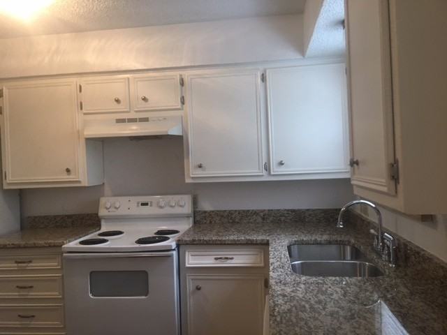 509 Norwood Cir W - Photo 6 of 23