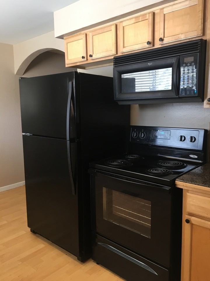 1230 S Curry St - Photo 3 of 9