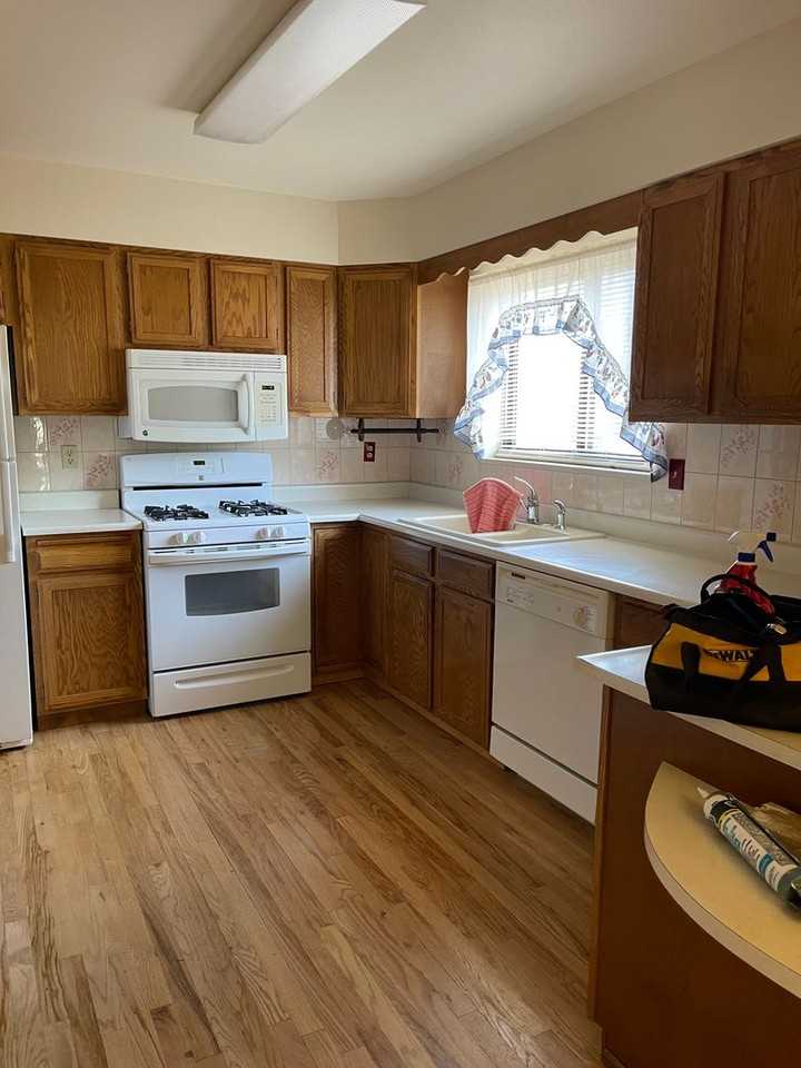 756 Cone Ave - Photo 6 of 21