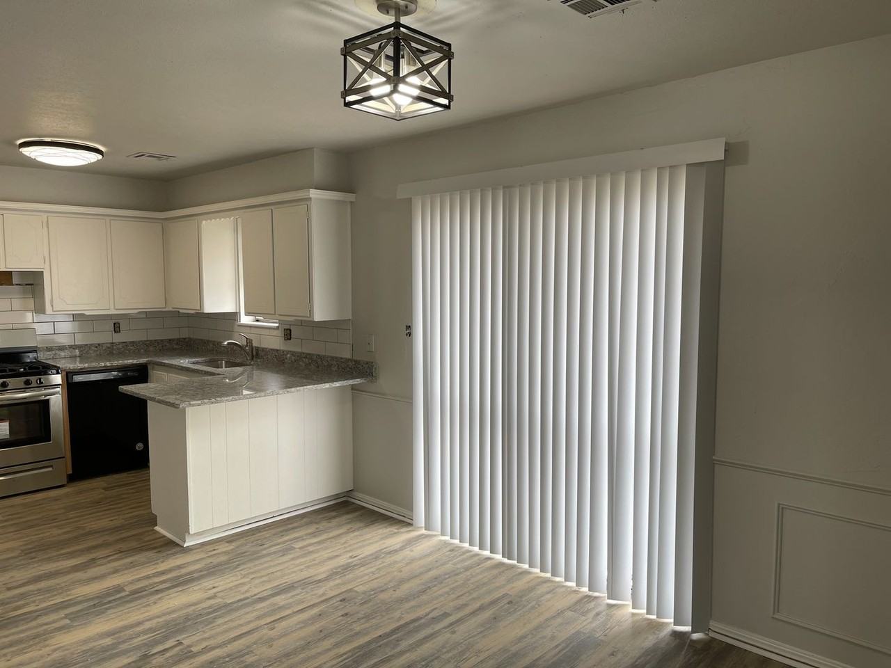 1137 Straka Ter - Photo 6 of 12