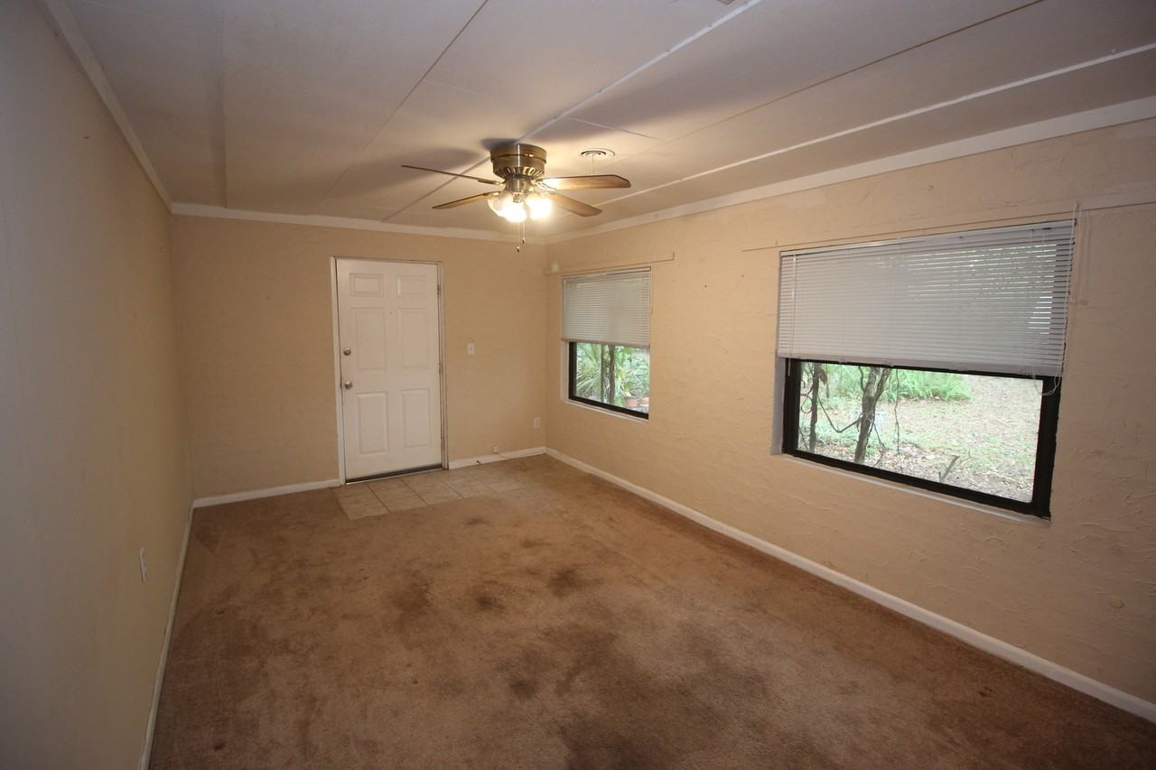 3255 Clemwood Dr #E2 - Photo 2 of 13