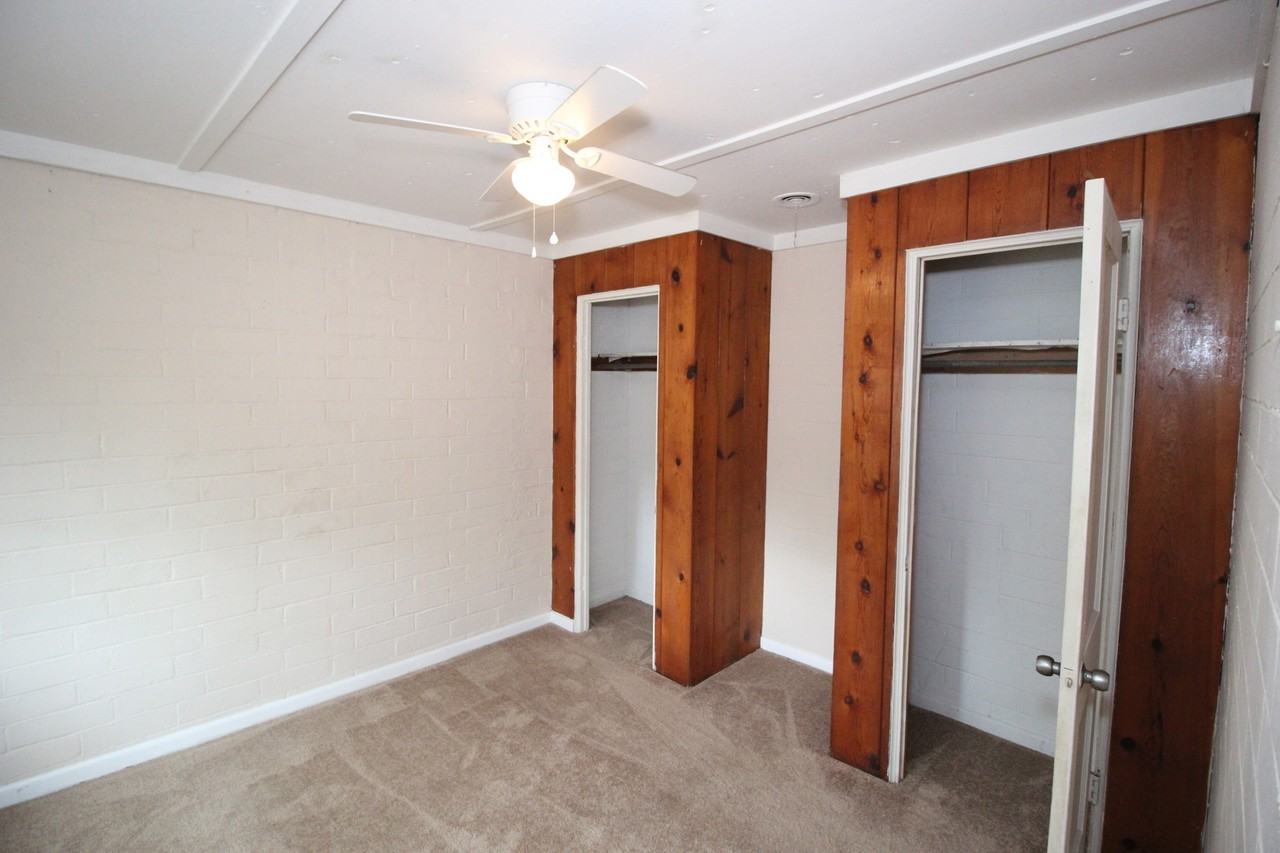 3255 Clemwood Dr #E2 - Photo 4 of 13