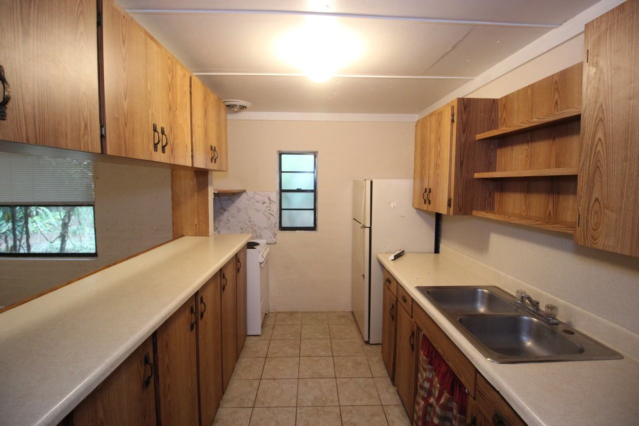 3255 Clemwood Dr #E2 - Photo 6 of 13