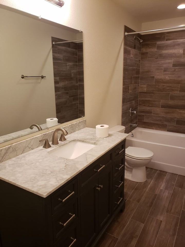 129 S 14th 1/2 St - Photo 6 of 39