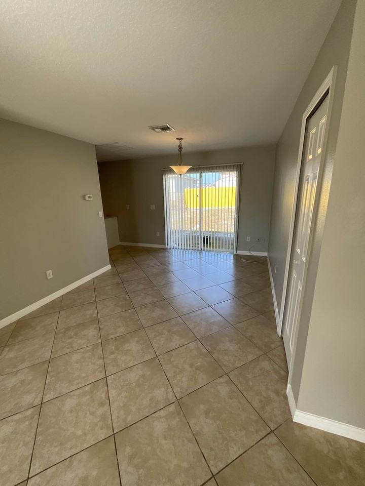 260 Grouper Ct - Photo 6 of 18