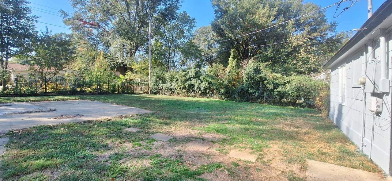 4095 Wales Ave - Photo 7 of 7