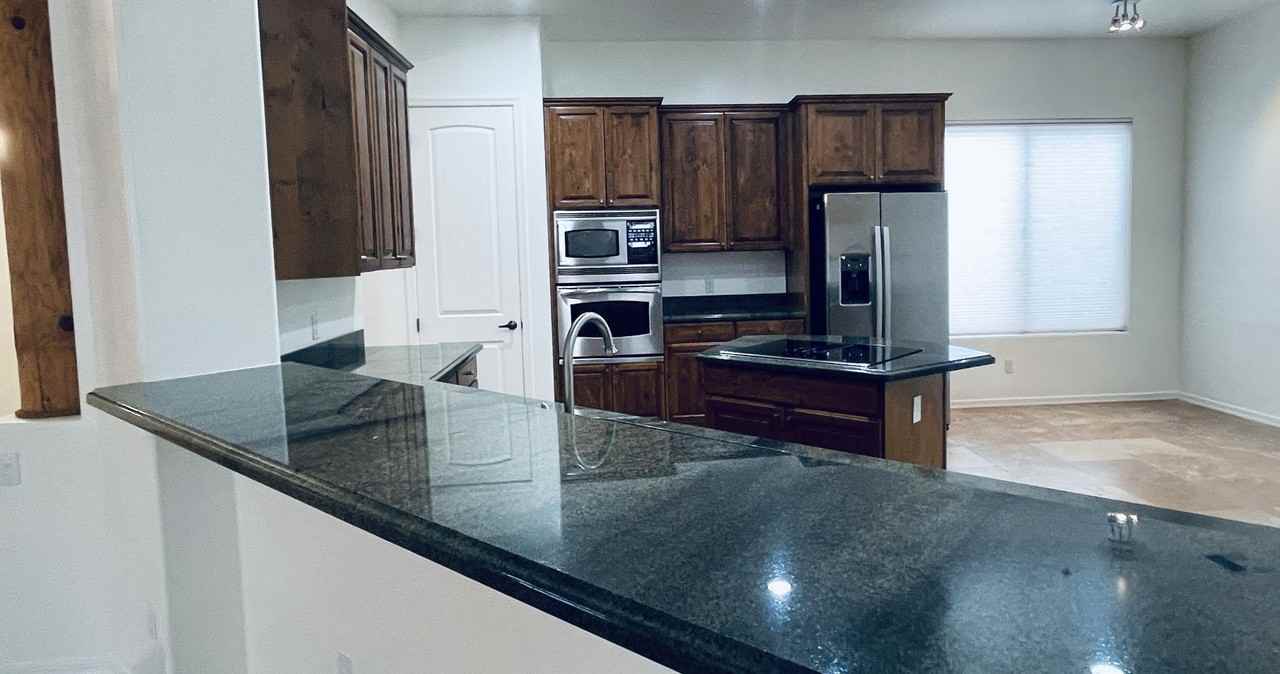 20 Firebird Ct - Photo 3 of 29