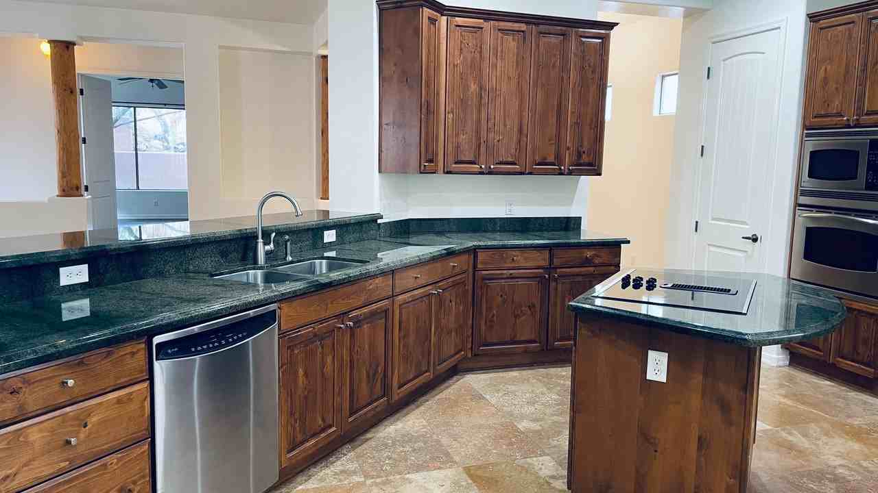 20 Firebird Ct - Photo 6 of 29