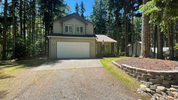 featured image of 18416 Rampart Dr Se