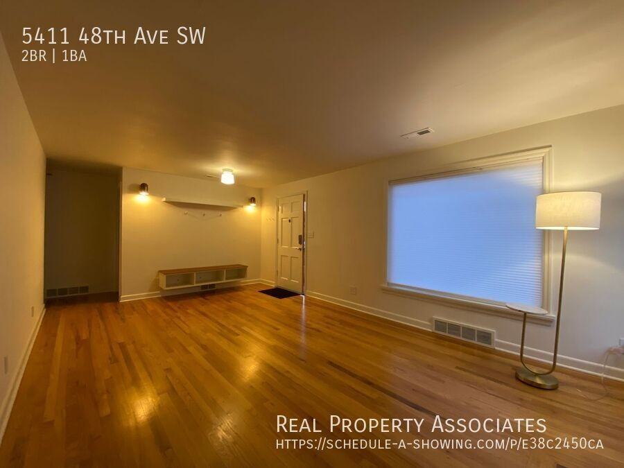 5411 48th Ave Sw - Photo 4 of 23