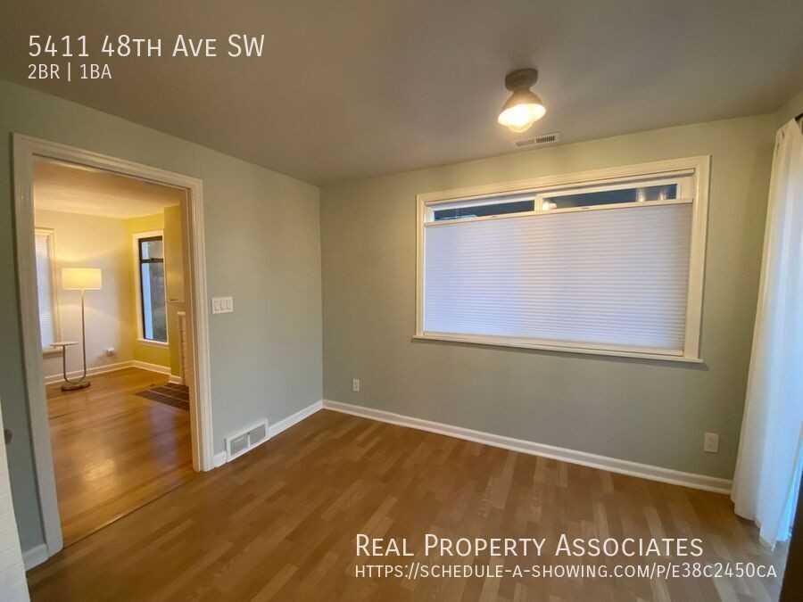 5411 48th Ave Sw - Photo 6 of 23