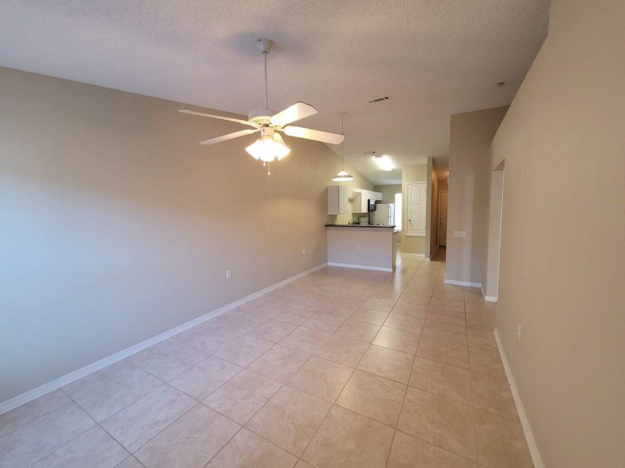 8158 Heirloom Dr - Photo 7 of 23