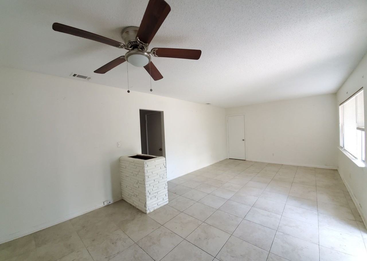 1905 Athens Ave - Photo 7 of 20