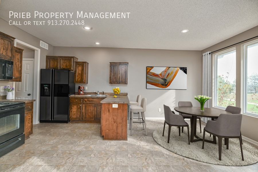 714 N Findley St - Photo 7 of 23