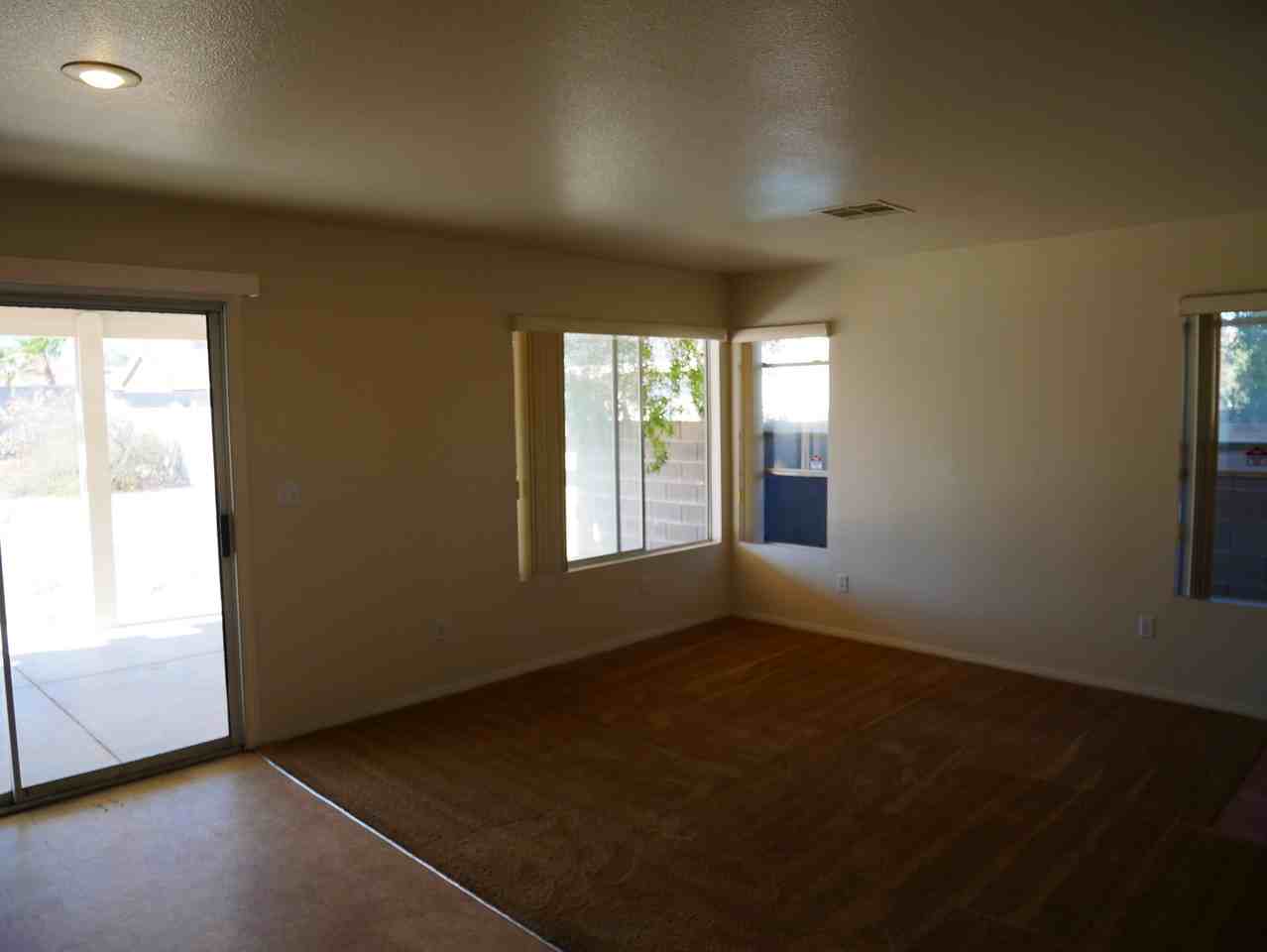 2313 Avery Dr - Photo 5 of 33