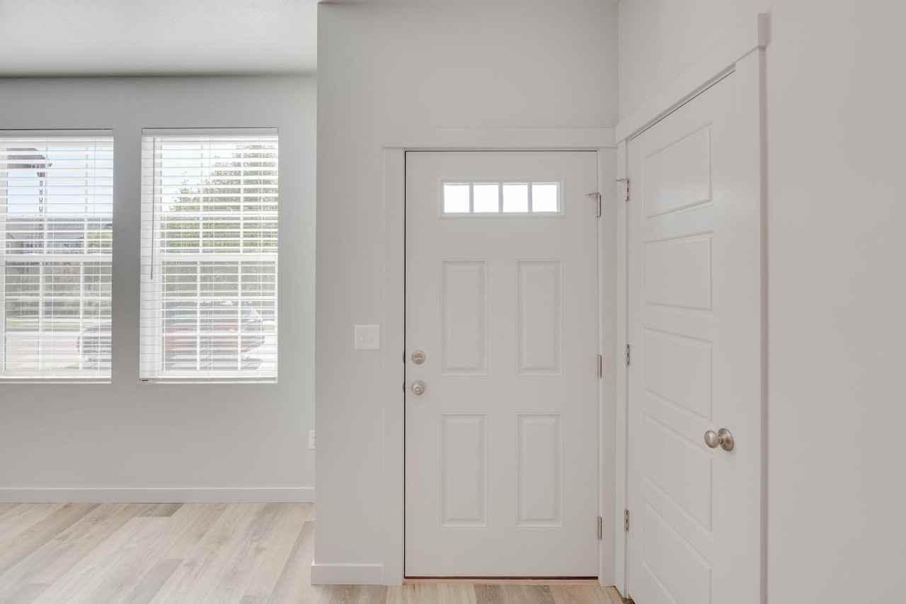 11290 W King St - Photo 2 of 22