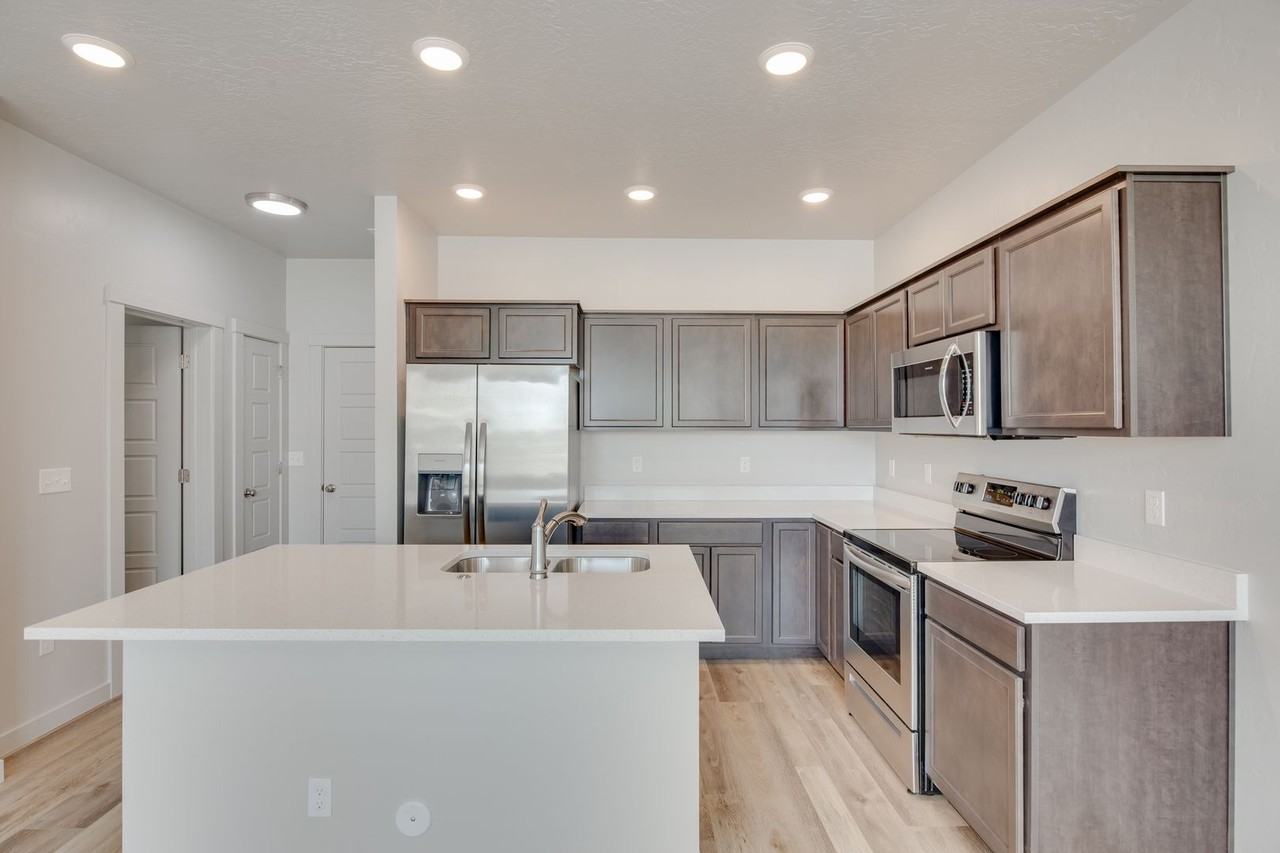 11290 W King St - Photo 6 of 22