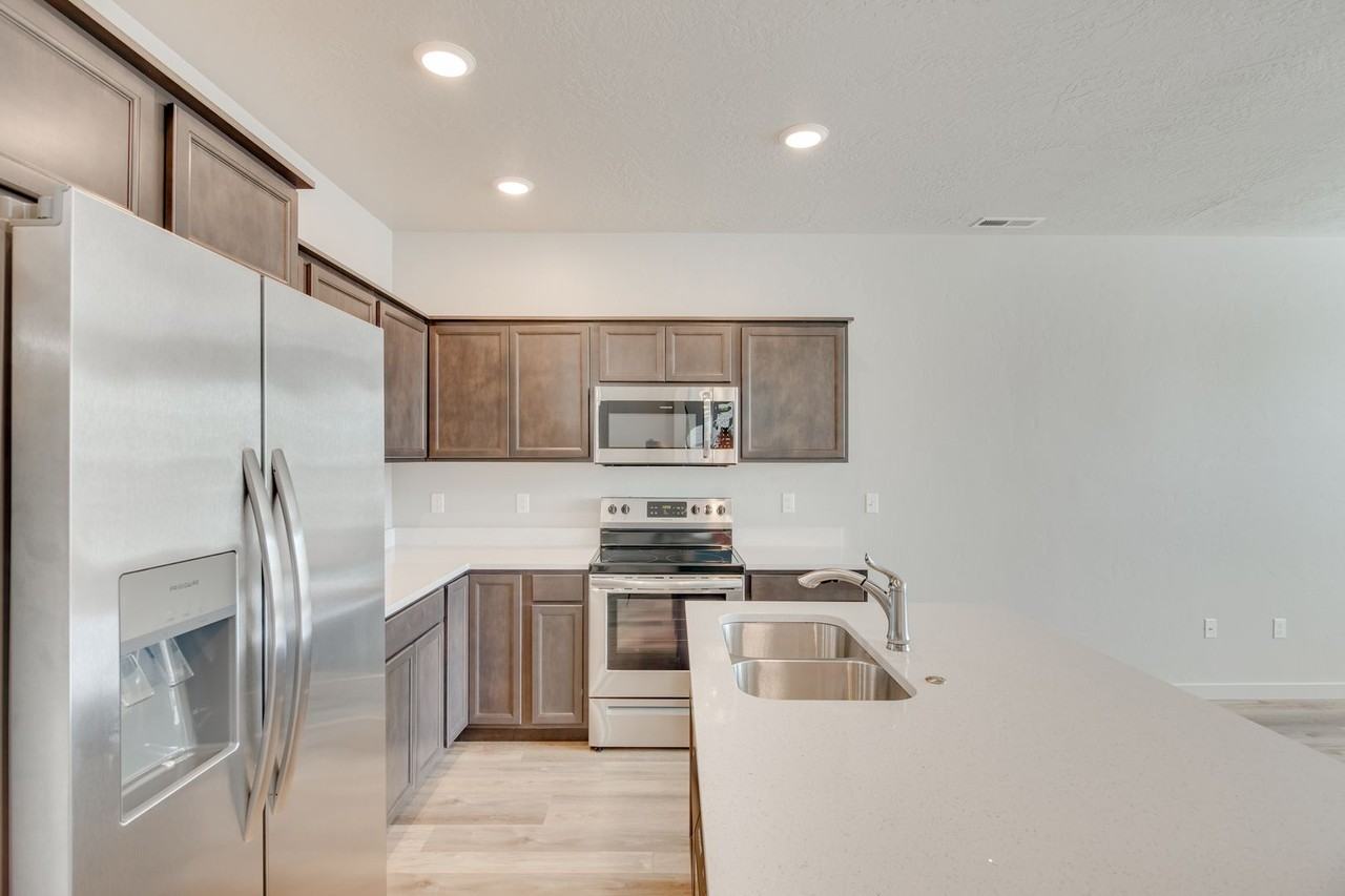 11290 W King St - Photo 7 of 22