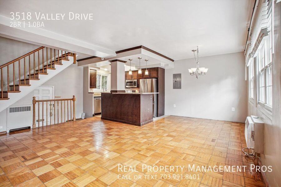 3518 Valley Dr - Photo 4 of 20