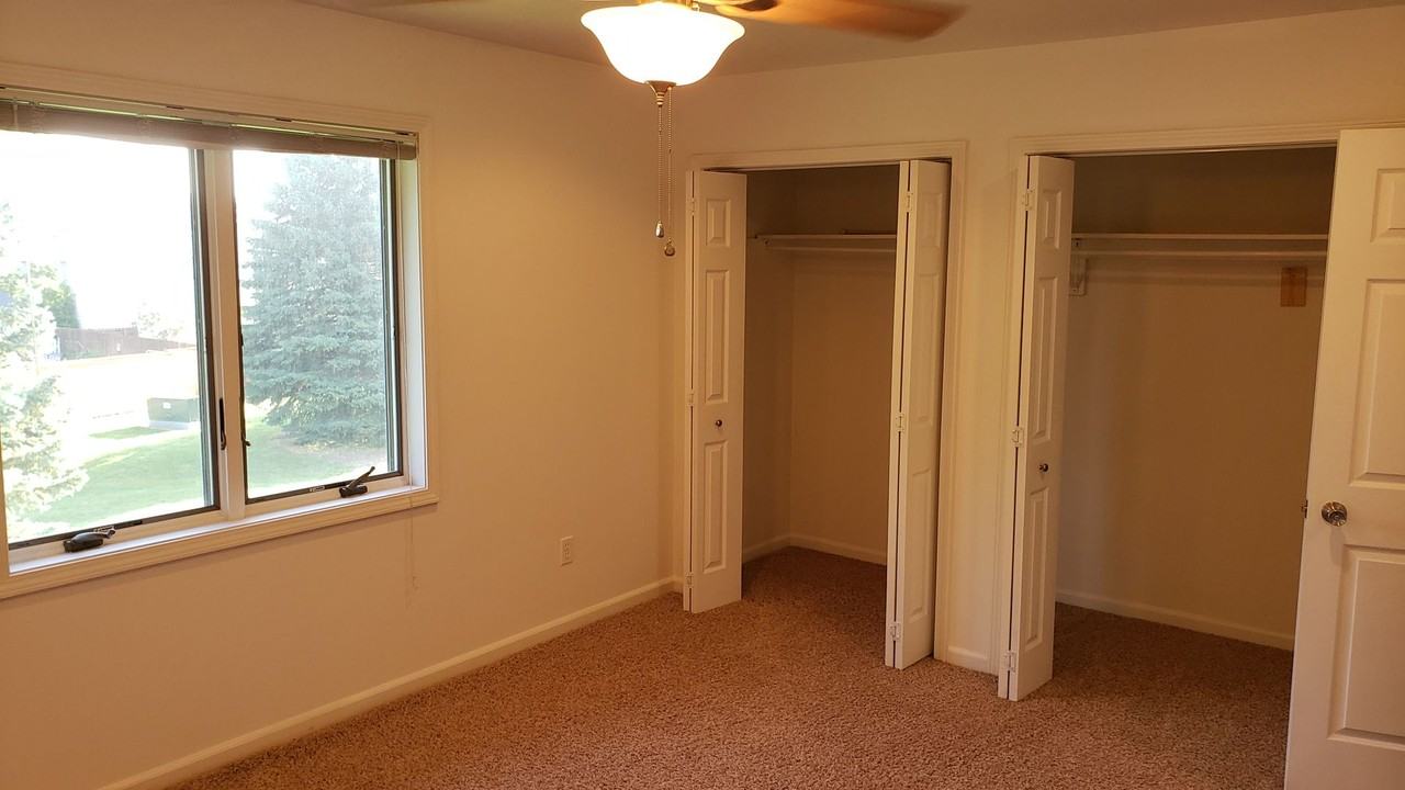 3385 Granger Ave S #26 - Photo 4 of 9