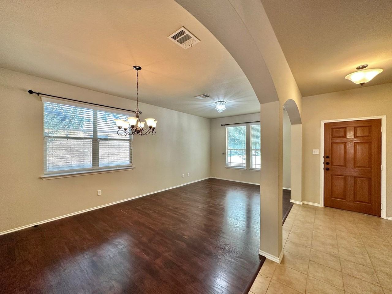 6802 Indian Hawthorne Dr - Photo 5 of 32