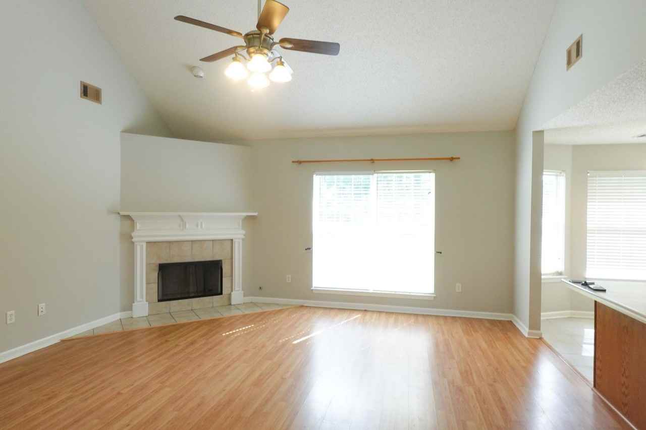 89 Ashley Ct - Photo 5 of 19