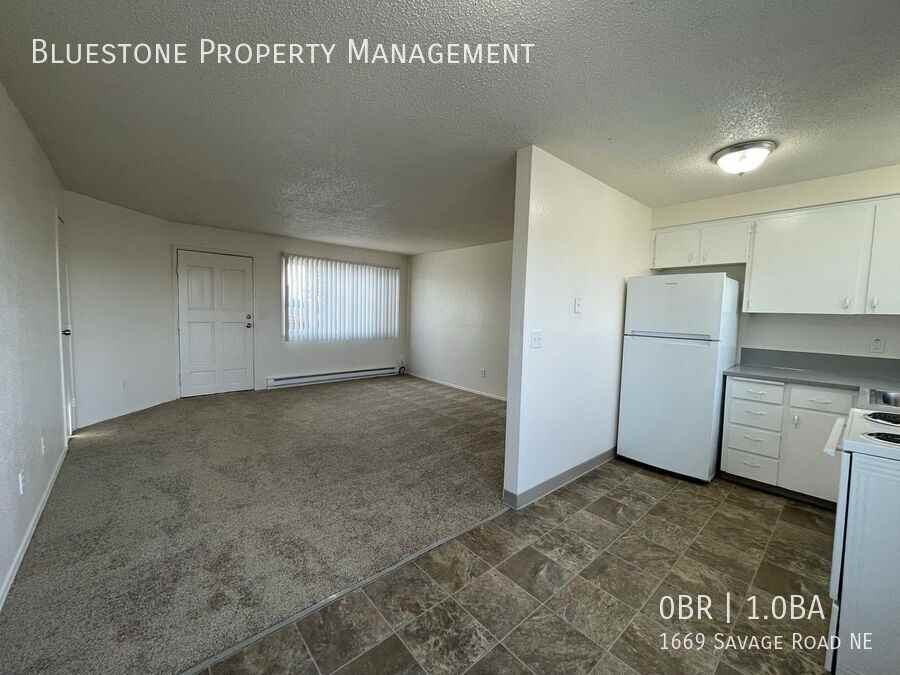1669 Savage Rd Ne - Photo 2 of 9