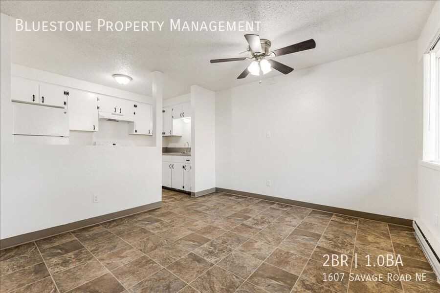 1607 Savage Rd Ne - Photo 2 of 23