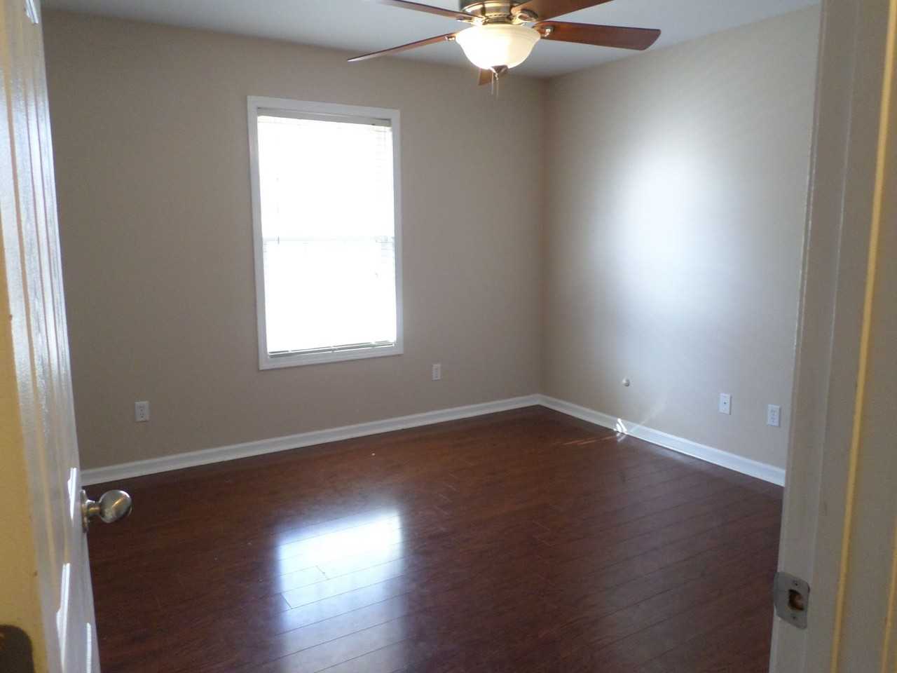 113 Westfield Rd - Photo 5 of 15