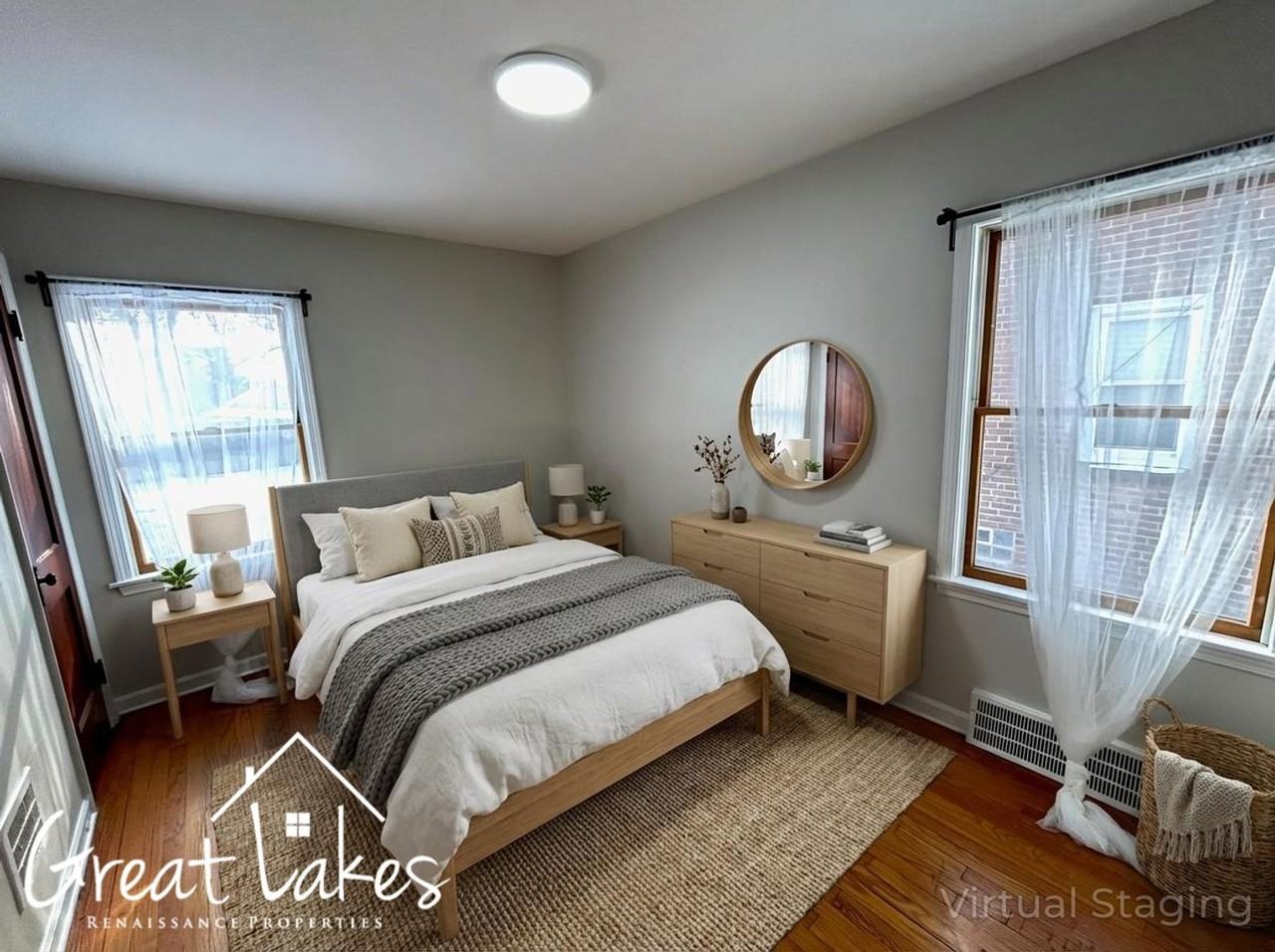 16206 Forest Ave - Photo 4 of 11