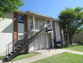 301 North Dr - Photo 1 of 1