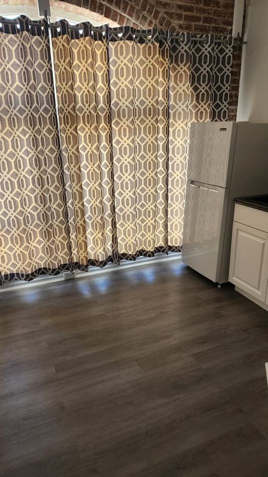 101 W Oak St - Photo 4 of 14