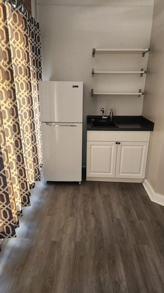 101 W Oak St - Photo 6 of 14