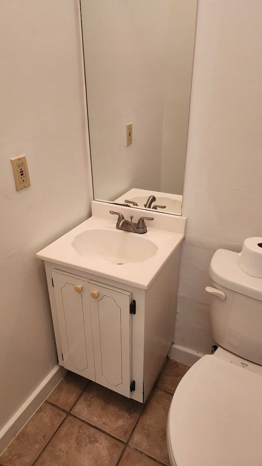 101 W Oak St - Photo 7 of 14