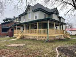 featured image of 1 Whites Pl