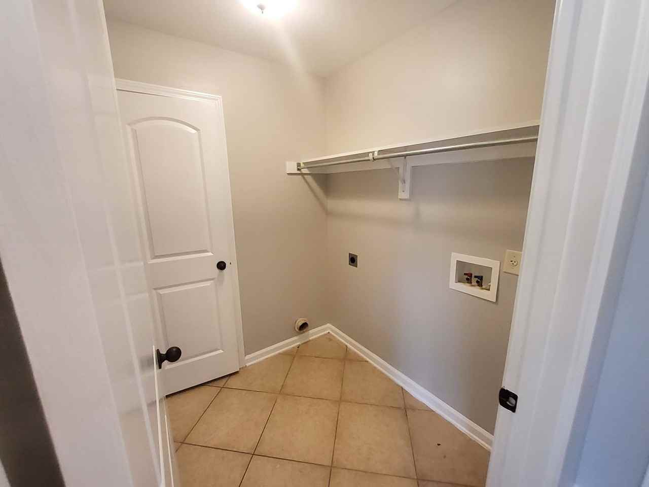 42 Sterling Ridge Dr - Photo 6 of 17