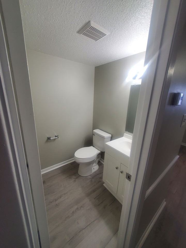 1837 Meadowland Ln - Photo 6 of 13