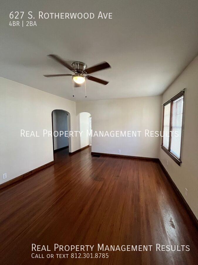 627 S Rotherwood Ave - Photo 2 of 18