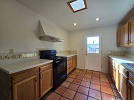 featured image of 522 Juniper Dr Apt B #Apt B