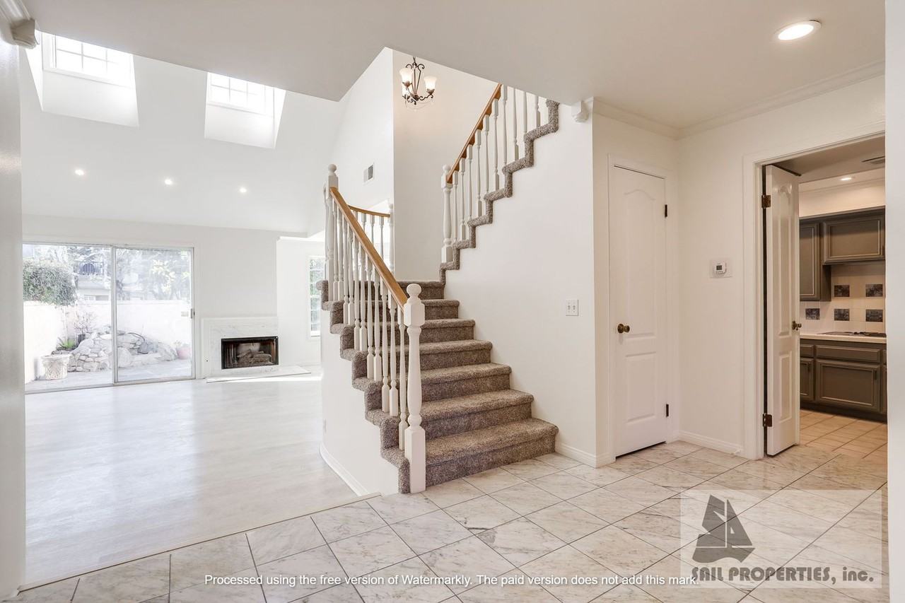 6126 Eaglecrest Dr - Photo 2 of 26