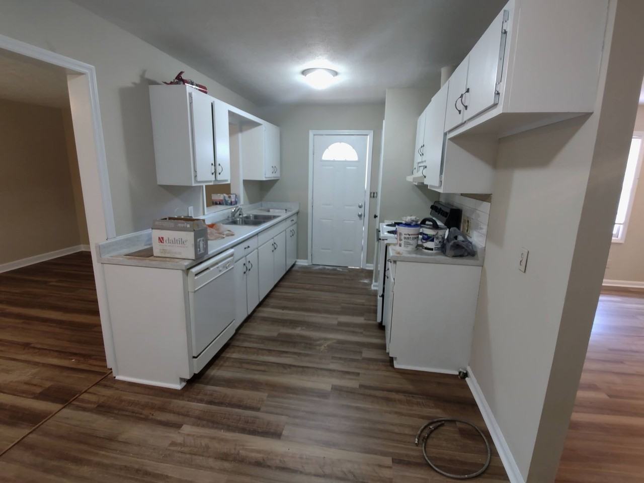 2806 1st Ave - Photo 3 of 19