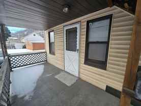 fro902 - Photo 1 of 1