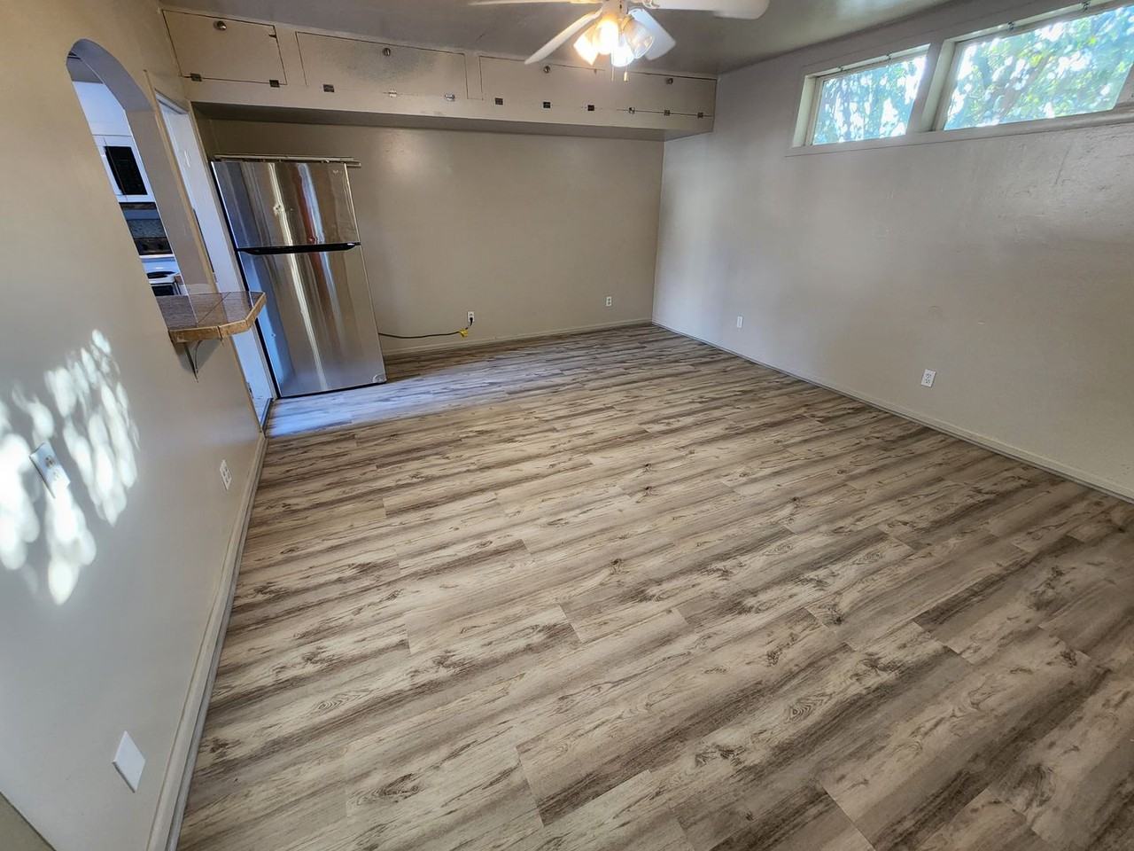 833 W 4th Ave - Photo 6 of 11