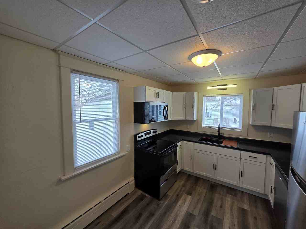 1350 Winnebago Ave - Photo 3 of 10