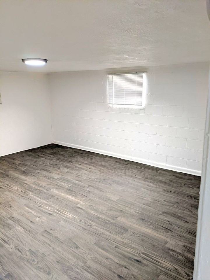 SMI Sapphire Springs, LLC - Photo 3 of 26