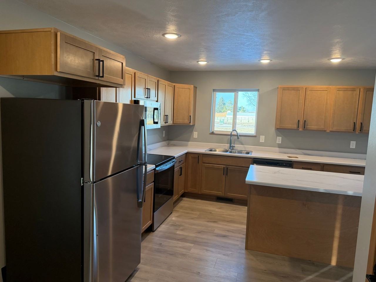 3902 S Caballo Ct - Photo 3 of 19