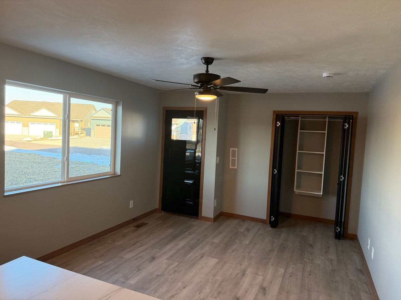 3902 S Caballo Ct - Photo 4 of 19