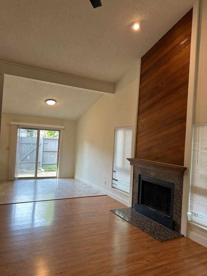 6343 Nachez Ct - Photo 2 of 26