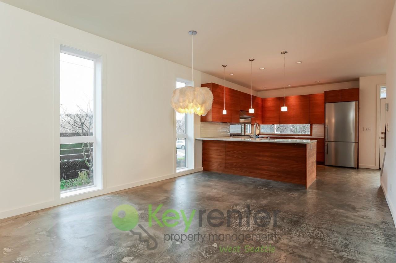 1154 Nw 58th St - Photo 5 of 34